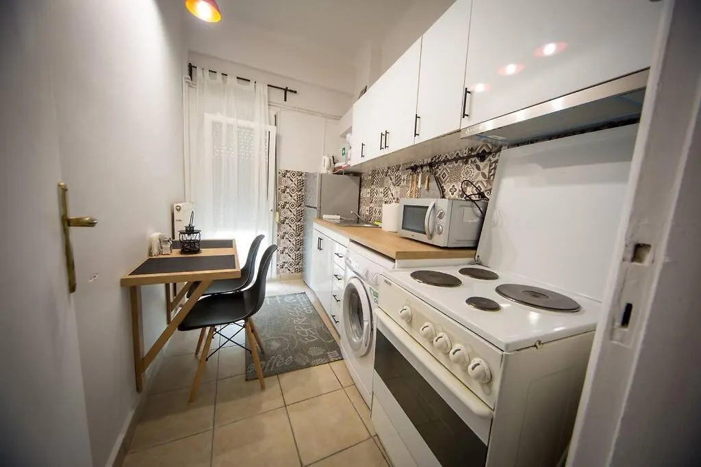 White Tower Minimal Apartment Θεσσαλονίκη
